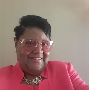 Meet your Posher, Beverly